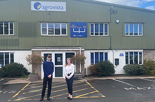 Two new Agrovista Amenity Apprentices