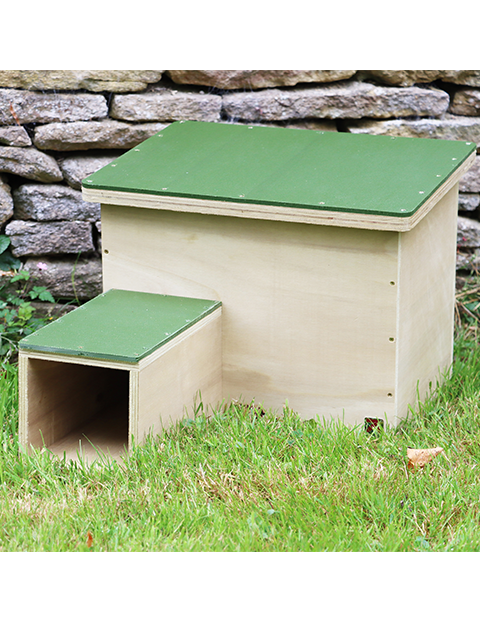 Classic hedgehog house - Wildlife World